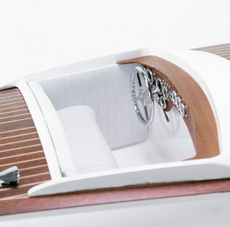 Bellezza Motorboat - Amati Model Boat Kits 1-min