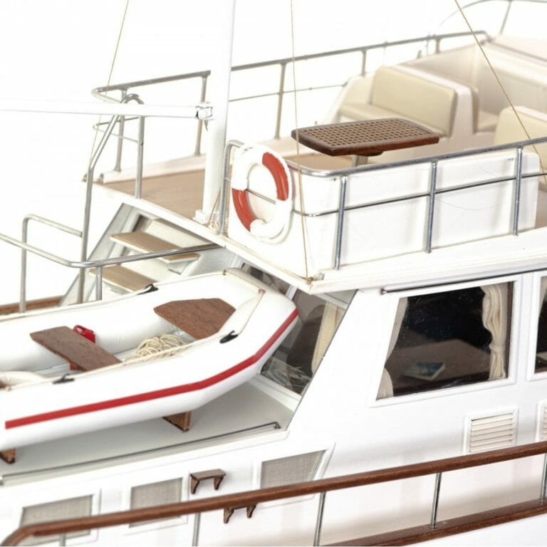 Grand Banks - Amati Model Ship Kit 10-min