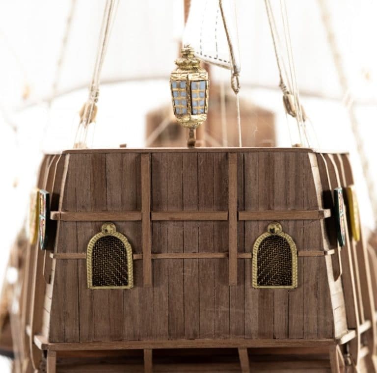 Santa Maria Caravel - Amati Model Ship Kit 8-min