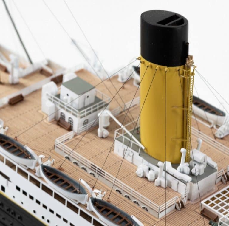 Titanic - Amati Model Ship Kit 12-min