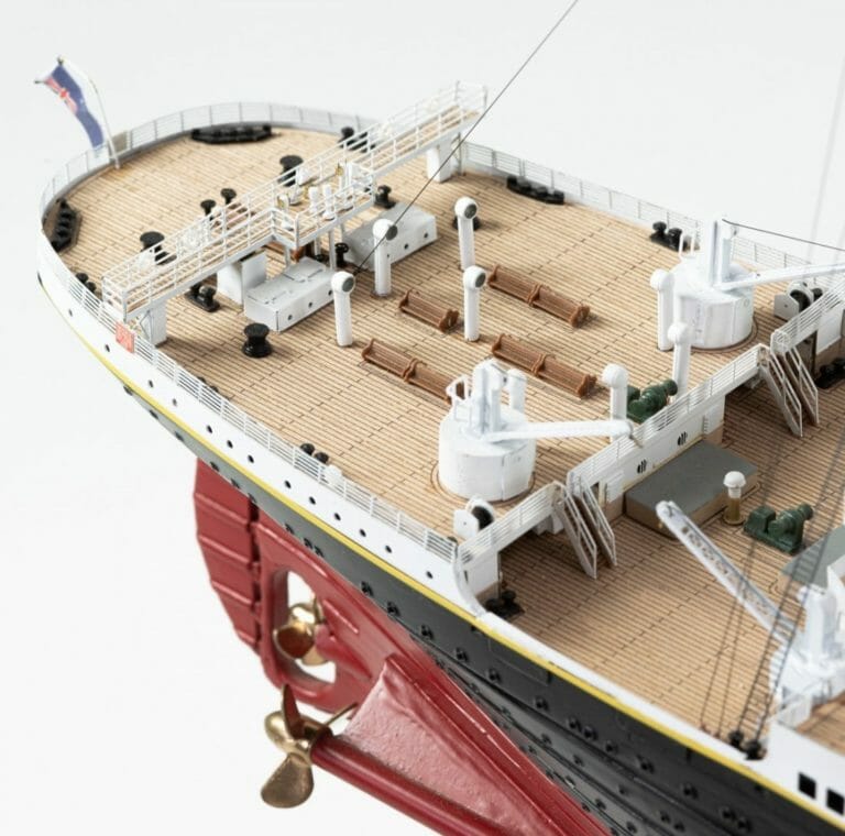 Titanic - Amati Model Ship Kit 13-min