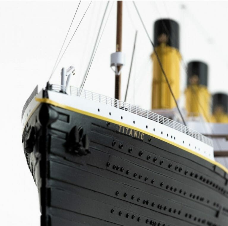 Titanic - Amati Model Ship Kit 8-min