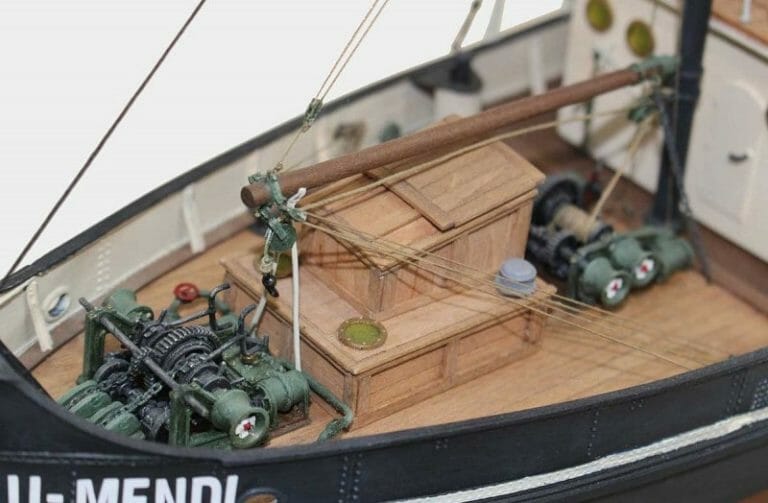 Altu Mendi Basque Tug Boat - Disarmodel - Detail 1-min