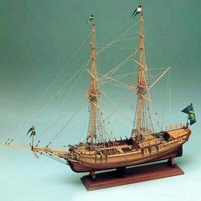 Amphion - Corel Model Ship Kit