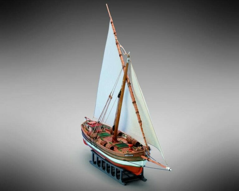 Bregante - Mini Mamoli - Childrens Model Ship Kit-min