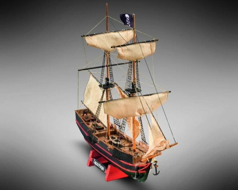 Captain Morgan - Mini Mamoli - Childrens Model Ship Kit