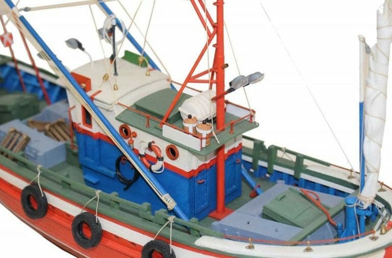 Carmen Fishing Boat - Disarmodel - Detail 1-min