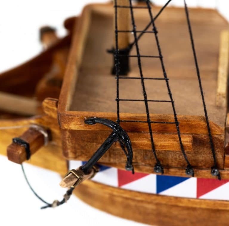 Elizabethan Galleon - Childrens Model Ship Kit - Detail 6-min