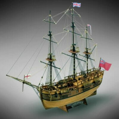 Endeavour - Mamoli Model Ship Kit