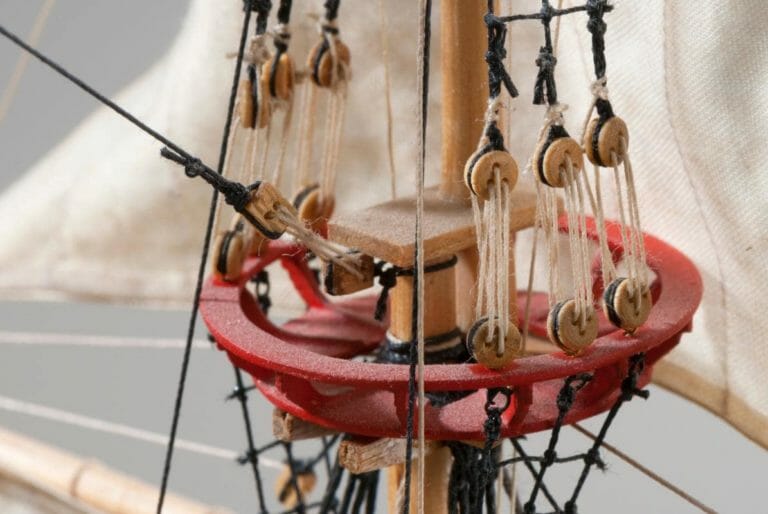 Golden Hind - Dusek Ship Kits - Detail 3-min (1)