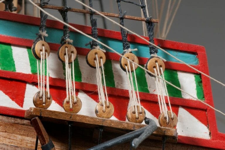 Golden Hind - Dusek Ship Kits - Detail 4-min (1)