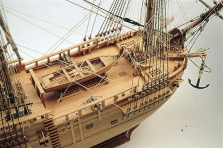 HM Endeavour - Corel Model Ship Kit - Detail 5-min