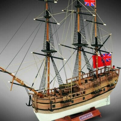 HMS Endeavour - Mini Mamoli - Childrens Model Ship Kit