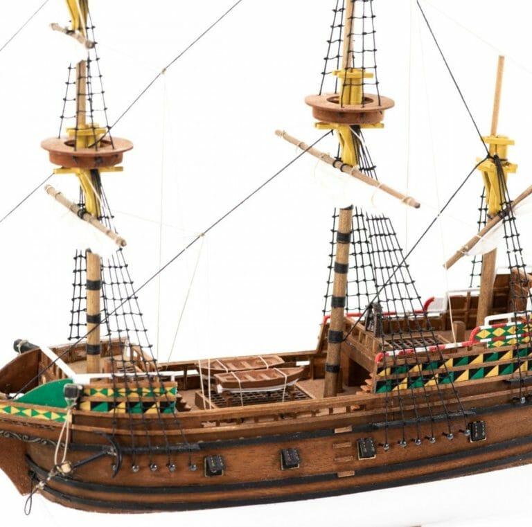 HMS Mayflower - Childrens Model Ship Kit - Detail 8-min