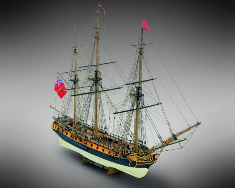 HMS Surprise - Mamoli Model Ship Kit-min