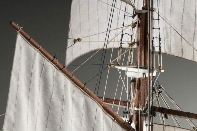 La Bella Poule - Dusek Ship Kits - Detail 2-min (1)