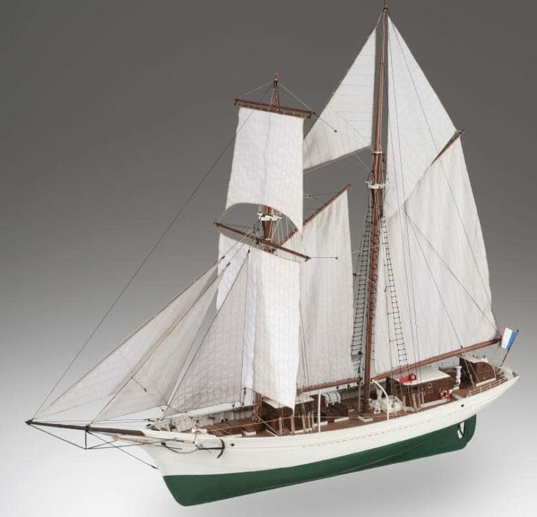 La Bella Poule - Dusek Ship Kits - Detail 5-min (1)