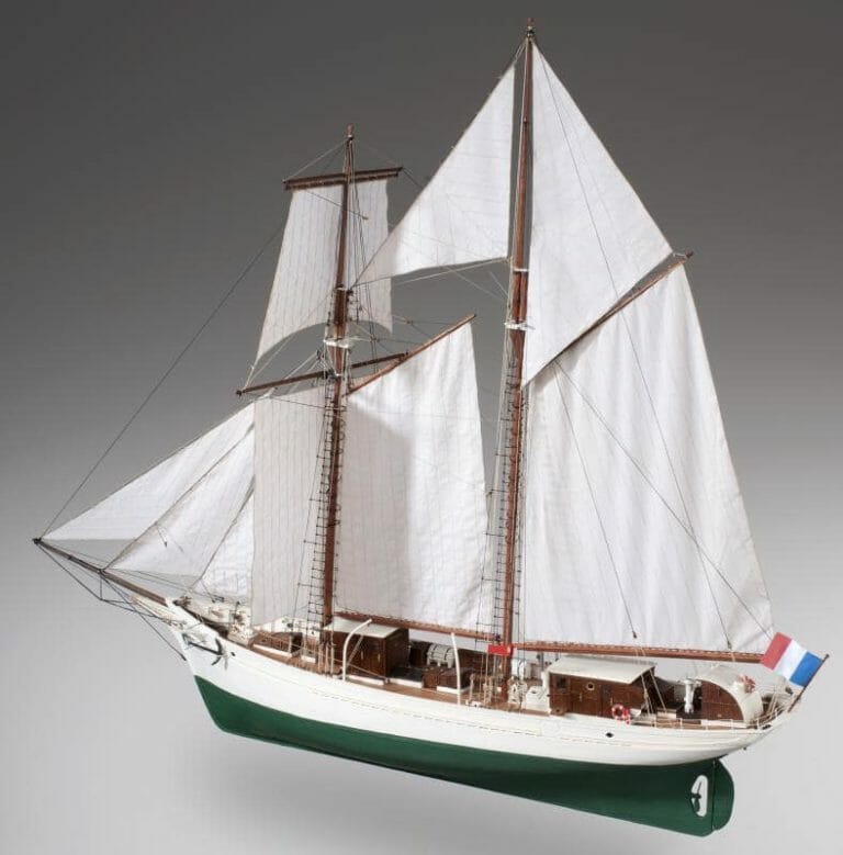 La Bella Poule - Dusek Ship Kits - Detail 6-min (1)