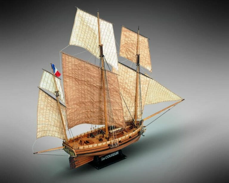 Le Coureur - Mamoli Model Ship Kit-min