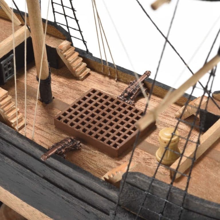 Pirate Ship - Childrens Model Ship Kit - Detail 3-min