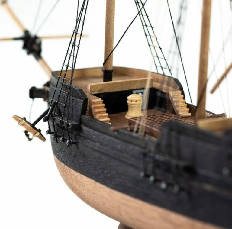 Pirate Ship - Childrens Model Ship Kit - Detail 6-min