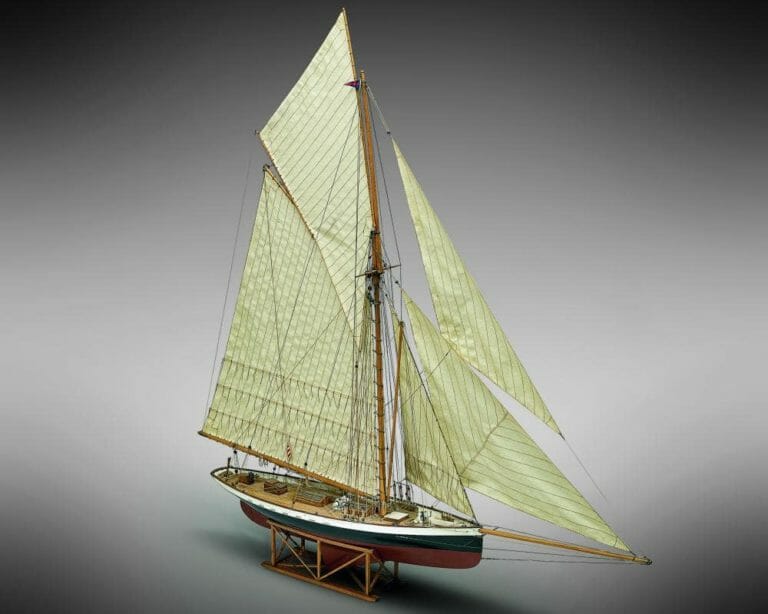 Puritan Mamoli Model Ship Kit