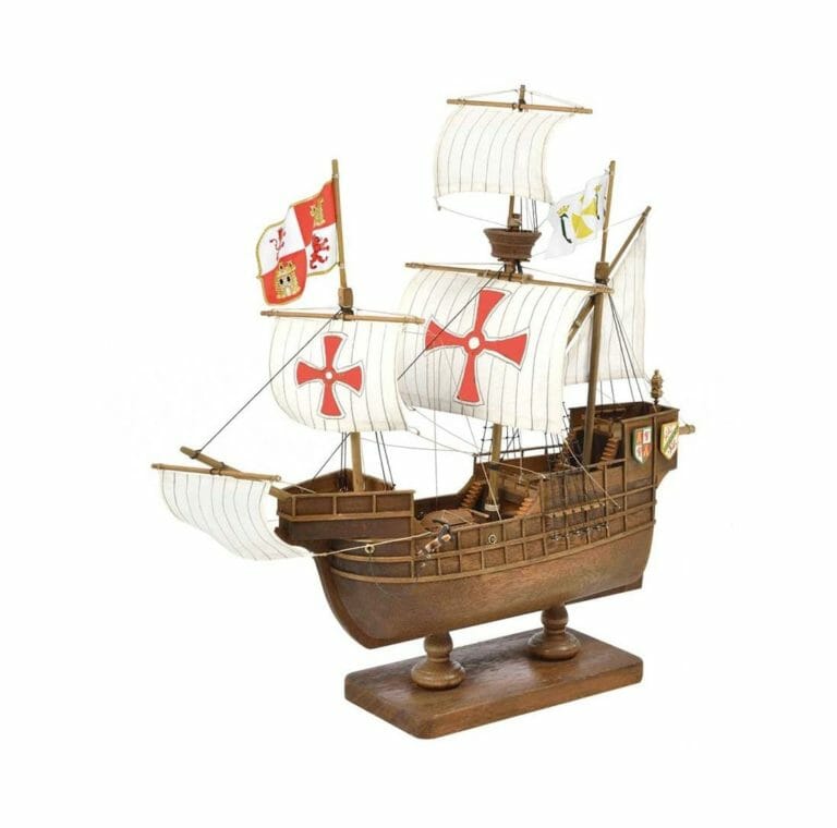Santa Maria - Childrens Model Ship Kit-min