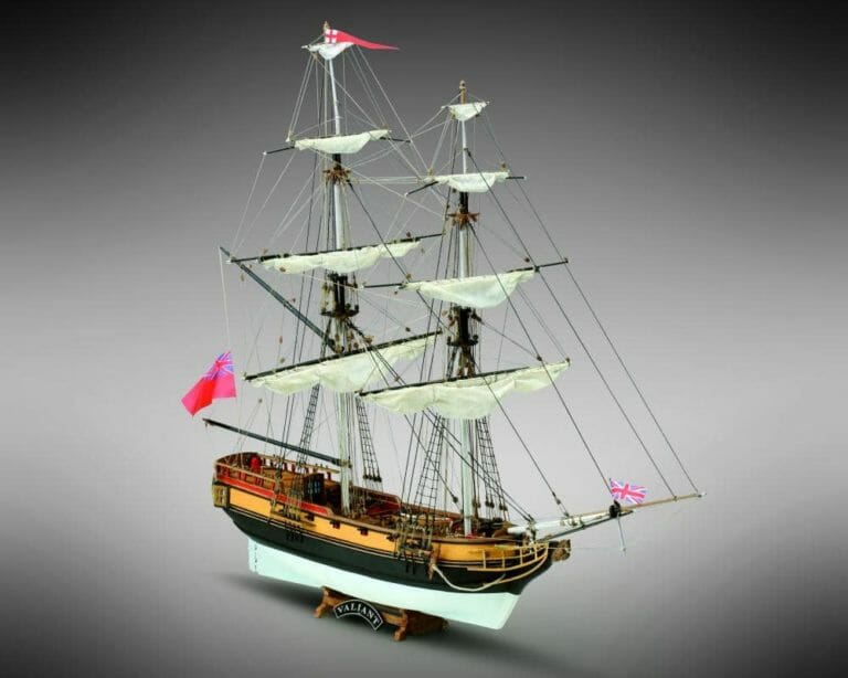 Valiant - Mamoli Model Ship Kit