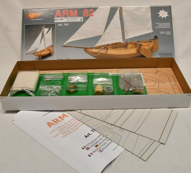 Arm 82 Dutch Fishing Boat - Mantua Wooden Model Ship Kits - Detail 3-min