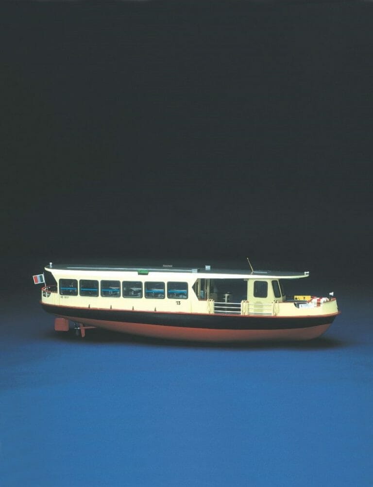 Venetian Passenger Motor Boat - Mantua Wooden Model Ship Kits-min