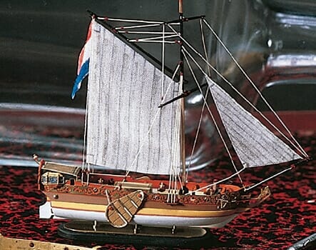 Dutch Golden Yacht Ship in a Bottle Kit - Amati (1350)