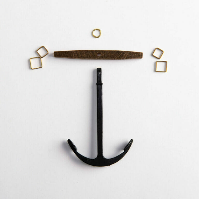 amati-old-style-anchors (1)