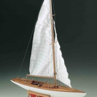 Dragon Model Yacht Kit by Corel