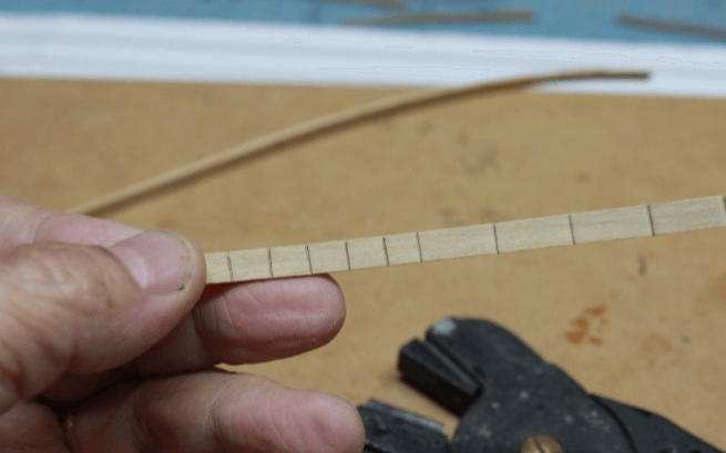 De planken van een modelschip buigen 3 De planken van een modelschip buigen 3