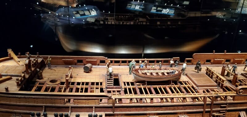 I modelli di navi in miniatura di August Crabtree 5