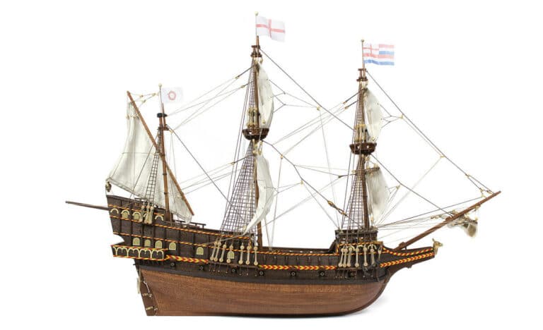 Golden Hind Model Ship Occre 4