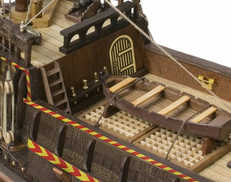 Golden Hind Model Ship Occre 6