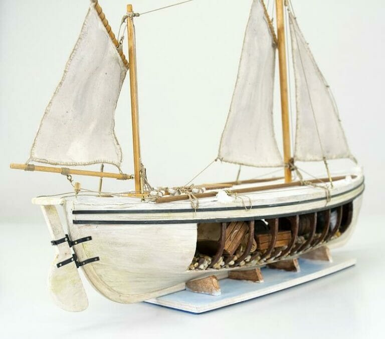 Shackletons James Caird 1916 Model Boat Kit Detailed 2