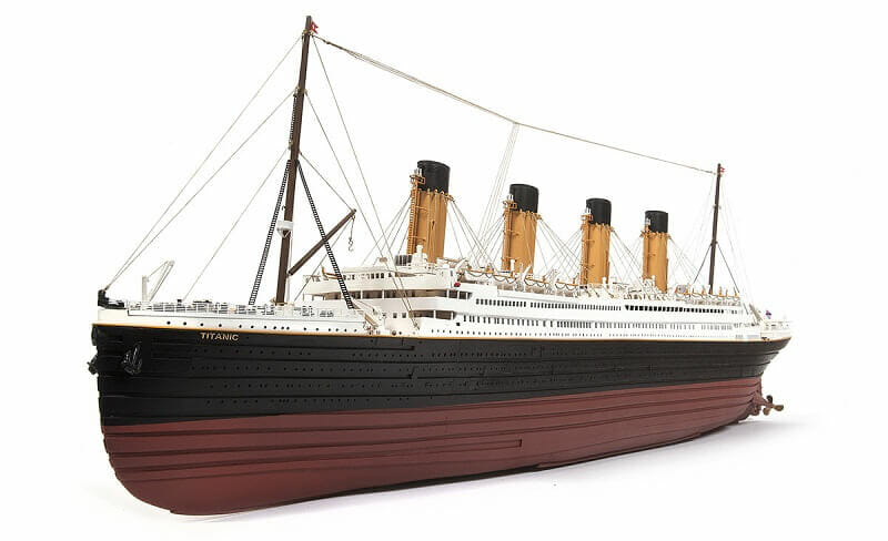 Titanic Cruise Liner - Ship Model